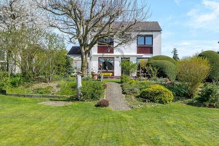 Haus Wehrheim - 5 Zimmer, 140 m&sup2;, 570.000&euro; | Angebot:26361300