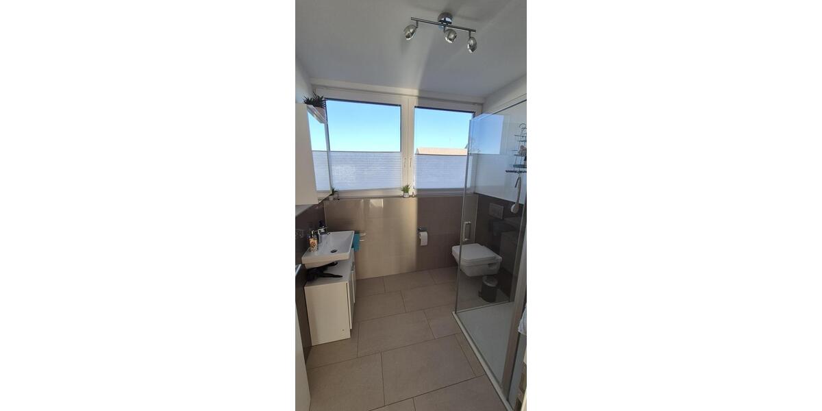 Hell-Offen-Luftig- Maisonette mit großer Sonnenterrasse 4 zimmer