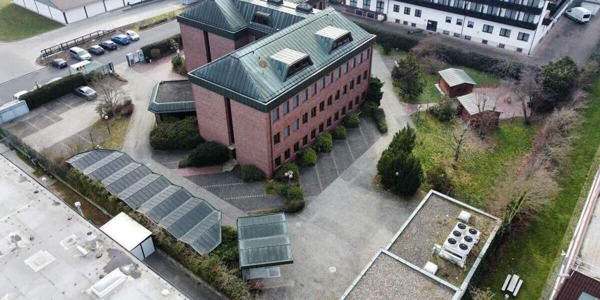 Leerstehendes Gewerbeobjekt in Dietzenbach - vielseitig nutzbar als Büro, Klinik oder Pflegeheim 6 zimmer