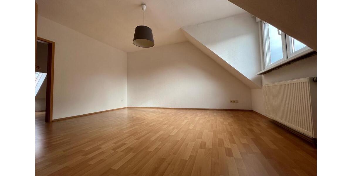 Etagenwohnung Dieburg - 2 Zimmer, 74 m&sup2;, 900&euro; | Angebot:25307578