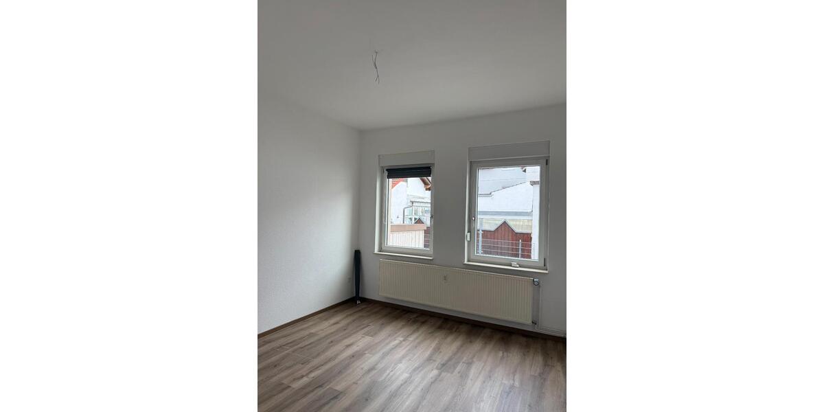Etagenwohnung Groß-Zimmern Zimmern - 5 Zimmer, 132 m&sup2;, 1.400&euro; | Angebot:26365797