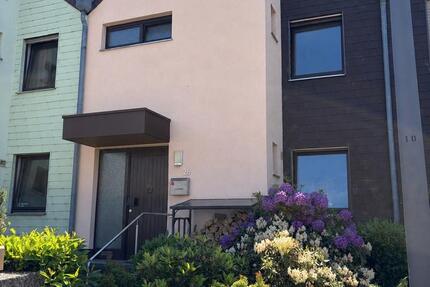 Haus Neu-Anspach Anspach - 4 Zimmer, 109 m&sup2;, 410.000&euro; | Angebot:27014056