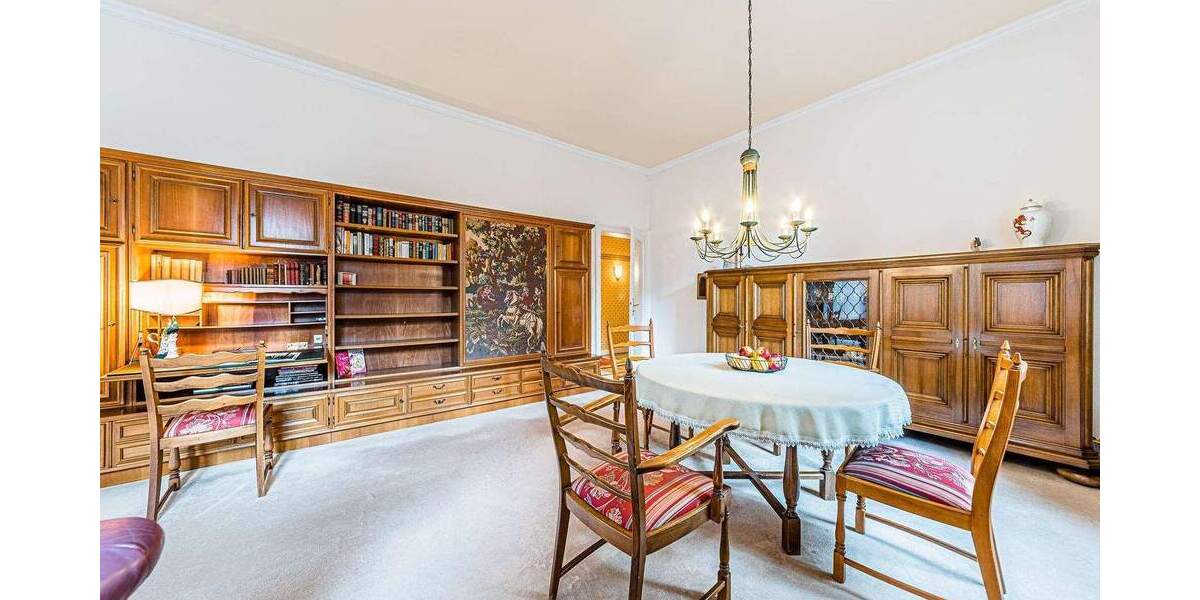 Etagenwohnung Frankfurt am Main Niederursel - 3 Zimmer, 120 m&sup2;, 2.100&euro; | Angebot:25768511