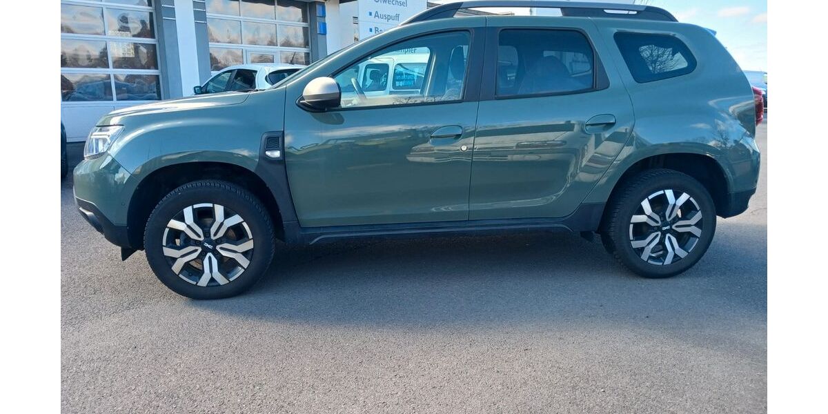 Dacia Duster 74.800 km 17.990 &euro; Rüsselsheim 65428