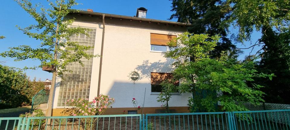 Freistehendes Einfamilienhaus