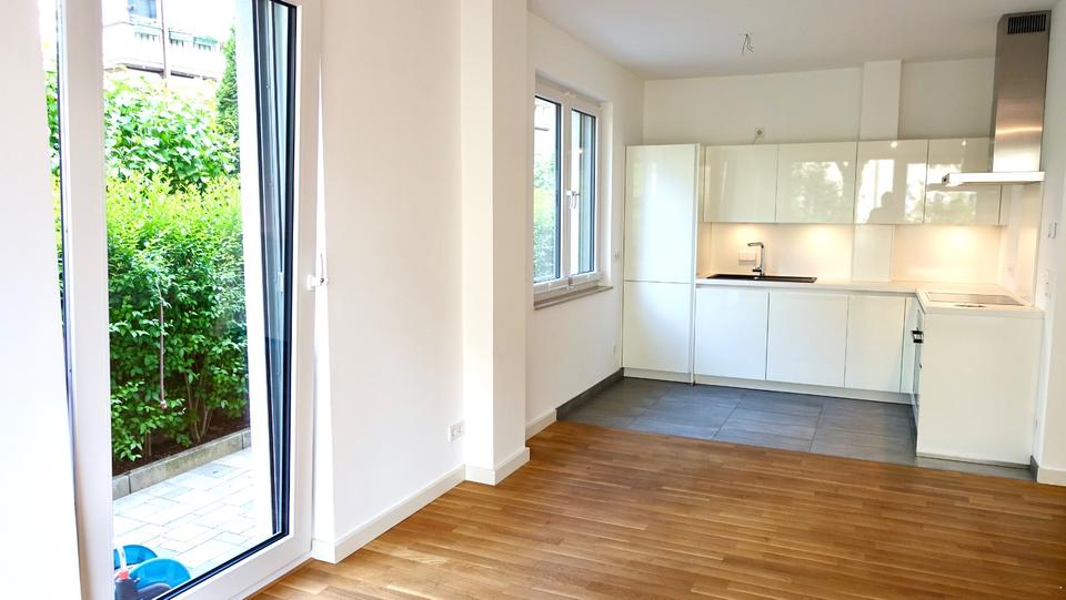 Hochparterre Frankfurt am Main Sachsenhausen Süd - 2 Zimmer, 74 m&sup2;, 684.000&euro; | Angebot:24681687