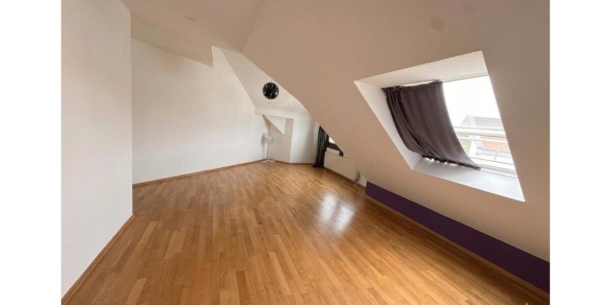 Dachgeschoßwohnung Dietzenbach - 3 Zimmer, 84 m&sup2;, 300.000&euro; | Angebot:26585992