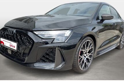 Audi RS3 2.500 km 74.490 € Idstein 65510