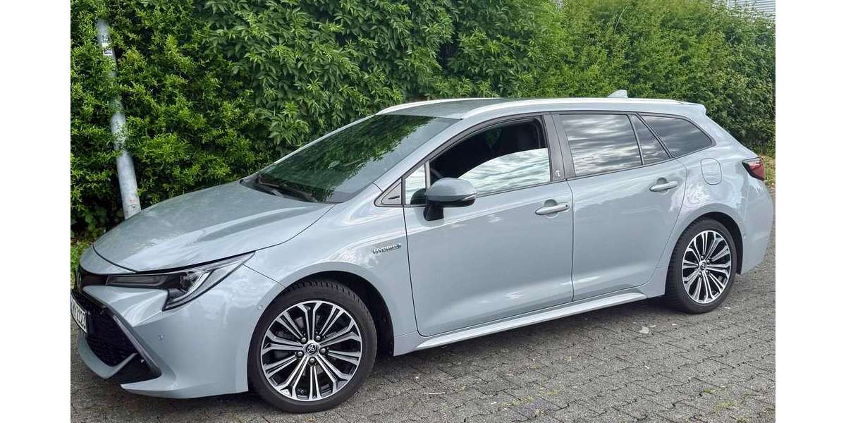 Toyota Corolla 81.400 km 20.500 &euro; Frankfurt am Main, Stadt 60488