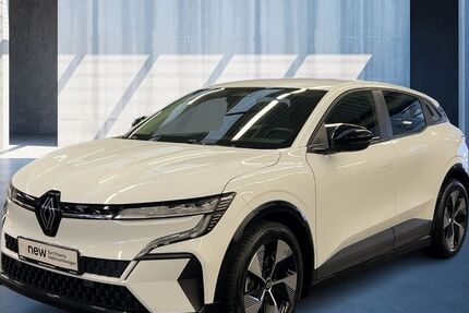 Renault Megane E-TECH 52.491 km 17.270 &euro; Frankfurt / Main 60314