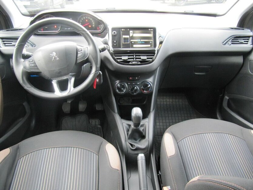 208 Style Klima + Insp.+ TÜV + Neu +