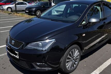 Seat Ibiza 97.000 km 7.500 &euro; Raunheim 65479