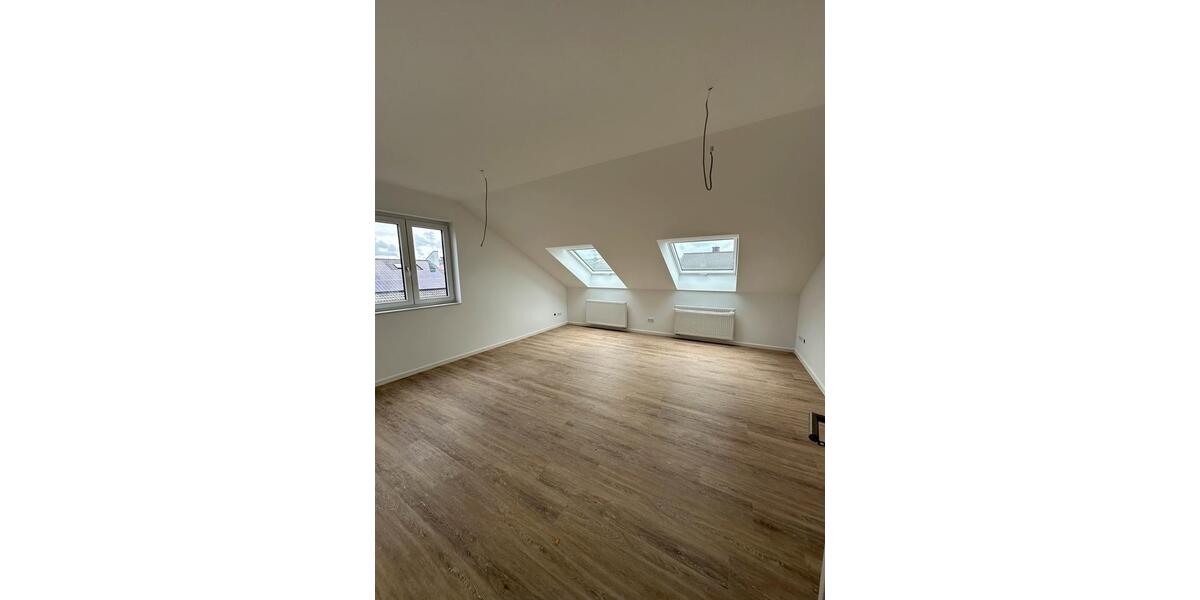 Dachgeschoßwohnung Weiterstadt - 3 Zimmer, 60 m&sup2;, 1.000&euro; | Angebot:25271231