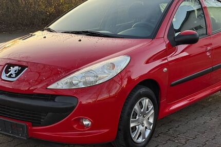 Peugeot 206 115.000 km 2.598 &euro; Rüsselsheim 65428
