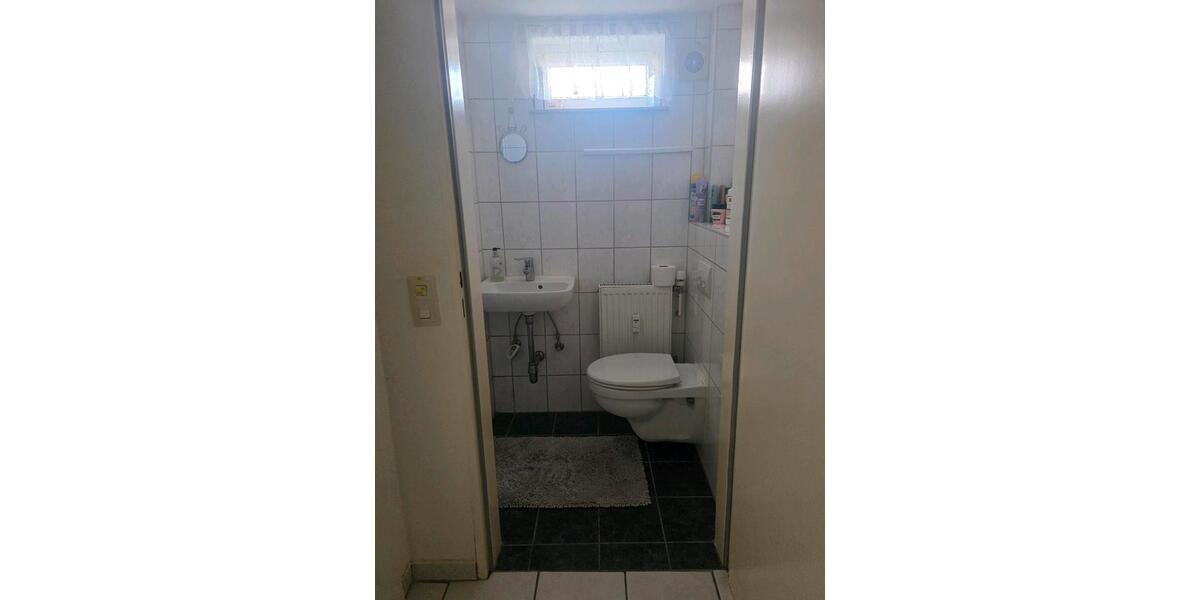 Etagenwohnung Friedberg (Hessen) - 2 Zimmer, 60 m&sup2;, 900&euro; | Angebot:26386393