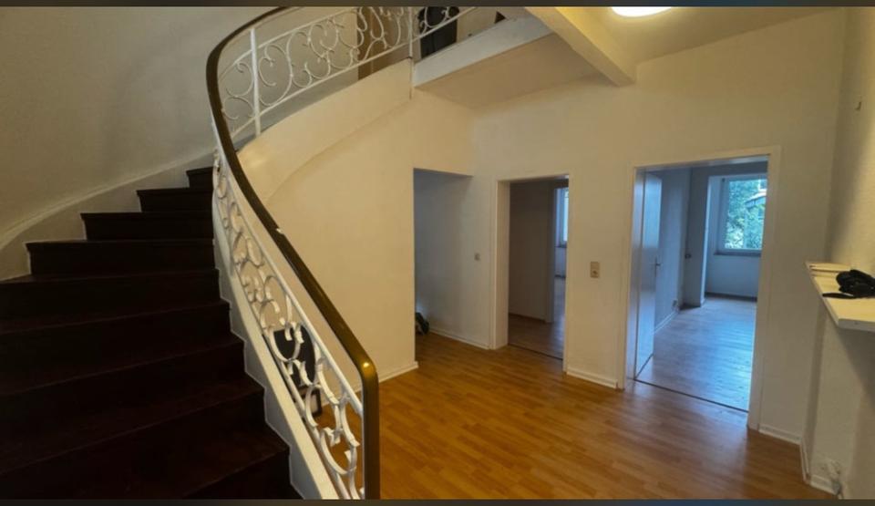 WG Zimmer in 4er Frauen WG 1 zimmer