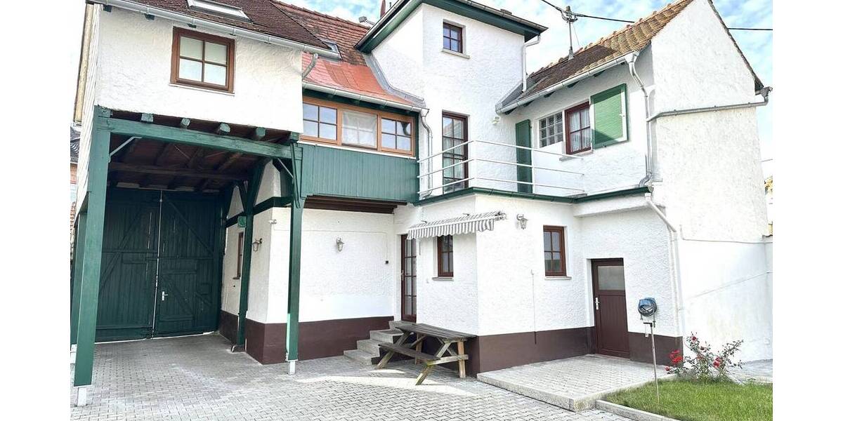 Idyllisches Wohnen mitten in Hofheim-Marxheim! 7 zimmer