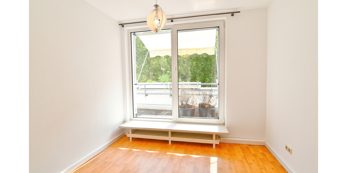 RESERVIERT!!! Direkt an der Natur - 3 Zi + Office, große Terrasse, 2 Plätze TG - Terrassenwohnung Eppstein | Angebot:25570514