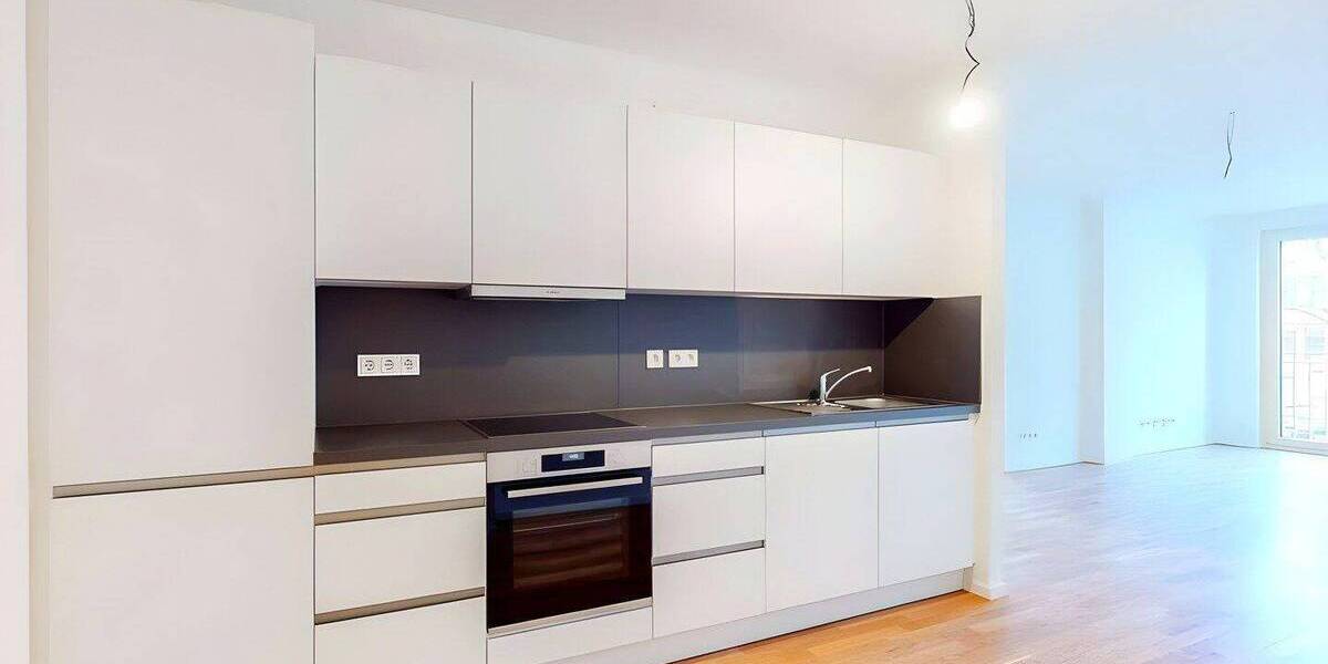 Etagenwohnung Frankfurt am Main Riederwald - 2 Zimmer, 67 m&sup2;, 1.000&euro; | Angebot:26903706
