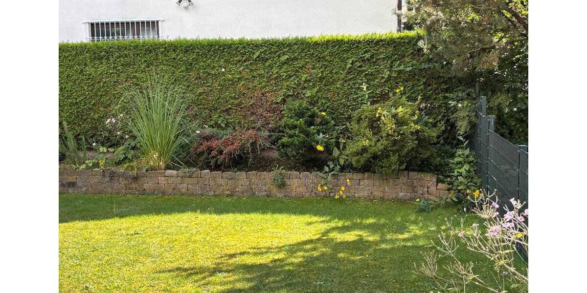 Doppelhaushälfte, möbliert, zeitnah zur Verfügung, beste Lage 6 zimmer