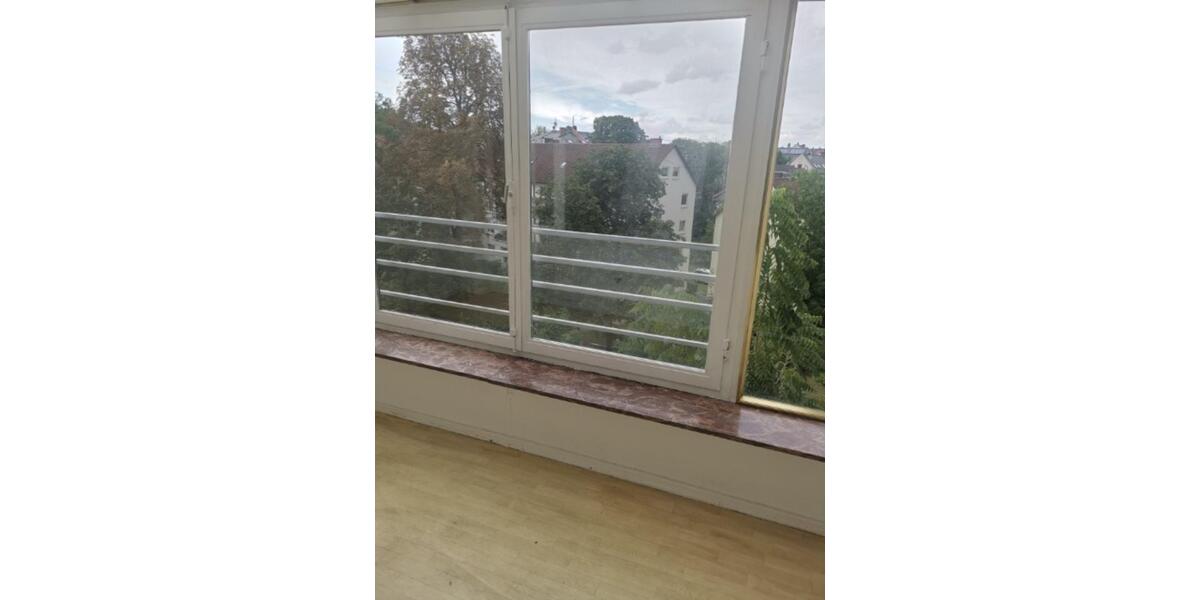 2ZW WOHNUNG ALTBAU WANNENBAD EBK WINTERGARTEN ZENTRALE LAGE FRIEDBERGER ANLAGE 15ECKE SANDWEGPFINGSTWEIDSTR PARK GEGENÜBER RUHIGE LAGE WOHNUNG GEHT NACH HINTEN ZUM GARTEN 2 zimmer