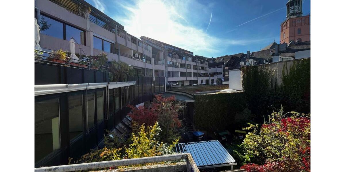 5-Zimmer Wohnung mit ca. 45qm großer Dachterrasse in bester Innen 5 zimmer