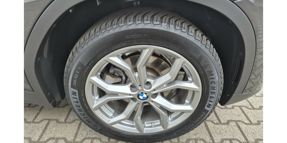 BMW X3 xDrive 20 i xLine, HUD, Kamera, Ambientebeleuch 69.700 km 23.790 &euro; Rodgau 63110