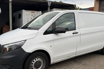 Mercedes-Benz Vito 177.000 km 6.990 &euro; Frankfurt am Main 65933