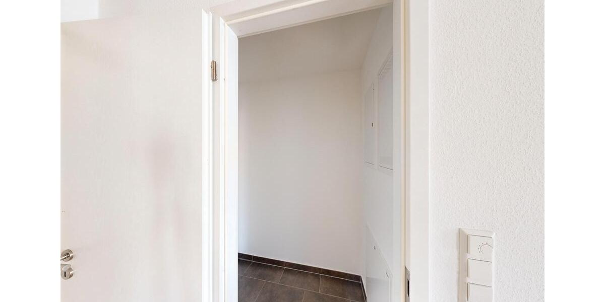 Etagenwohnung Frankfurt am Main Nord-Ost - 2 Zimmer, 50 m&sup2;, 935&euro; | Angebot:26495880