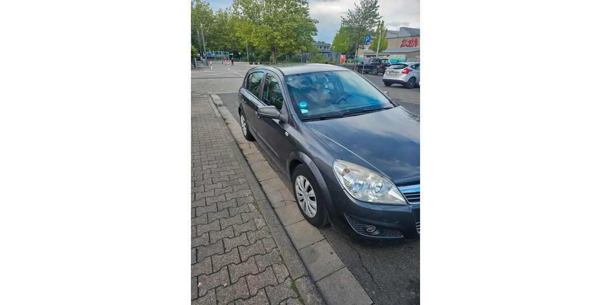 Opel Astra 216.000 km 3.150 &euro; Maintal 63477