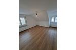 Dachgeschoßwohnung Hanau Groß-Steinheim - 4 Zimmer, 113 m&sup2;, 950&euro; | Angebot:26213449
