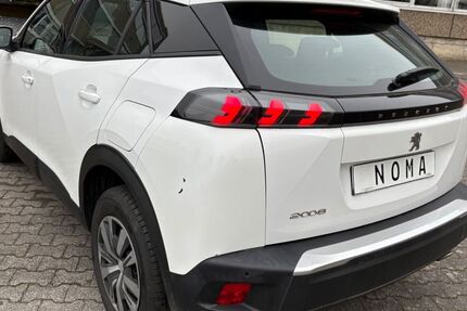 Peugeot 2008 166.739 km 9.877 &euro; Frankfurt am Main 60389