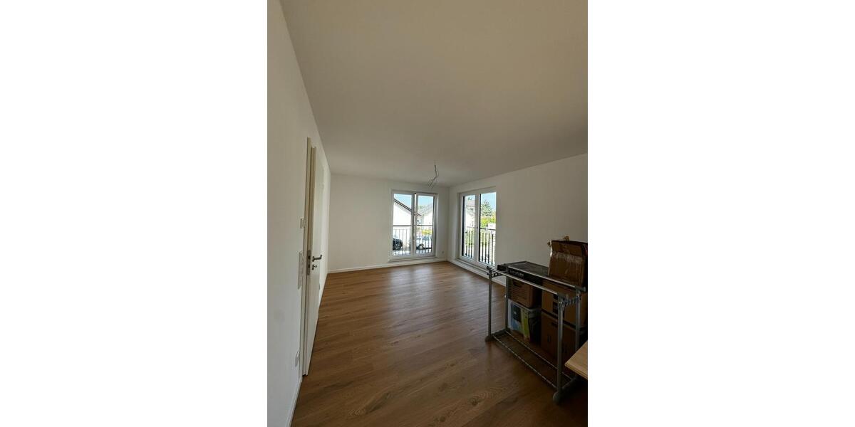 Terrassenwohnung Usingen - 4 Zimmer, 124 m&sup2;, 1.560&euro; | Angebot:25722456