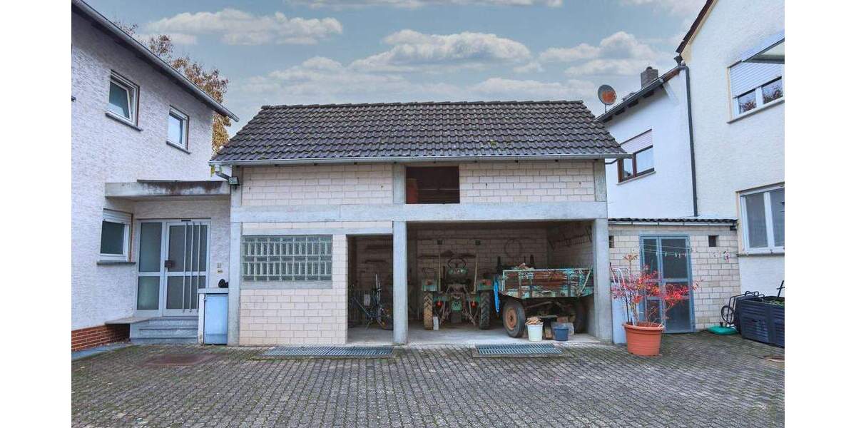 Zwei Wohnhäuser auf einem Grundstück in attraktiver Lage von Seligenstadt 1 zimmer