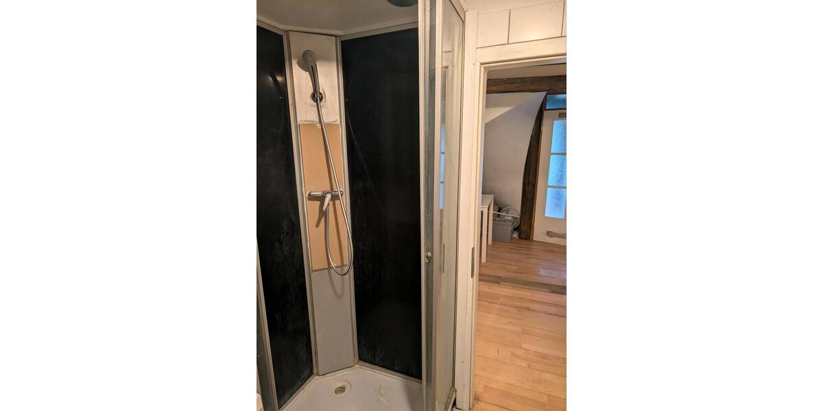 Etagenwohnung Frankfurt am Main Nord-West - 1 Zimmer, 10 m&sup2;, 400&euro; | Angebot:26577775