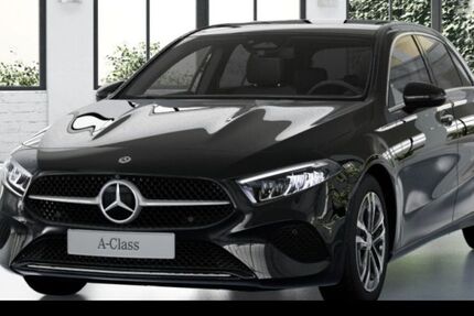 Mercedes-Benz A 180 9.900 km 32.480 &euro; Frankfurt 60599