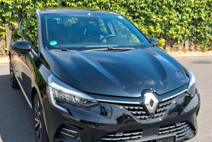 Renault Clio 32.300 km 12.900 &euro; Bad Nauheim 61231