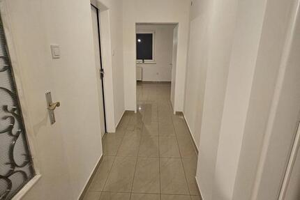 Wohnung Groß-Gerau Gerau - 3 Zimmer, 89 m&sup2;, 1.400&euro; | Angebot:25752123