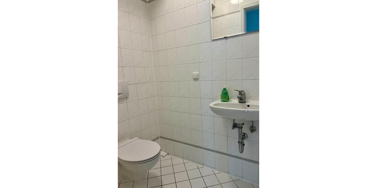 Etagenwohnung Frankfurt am Main Niederrad - 3 Zimmer, 82 m&sup2;, 1.860&euro; | Angebot:26581600