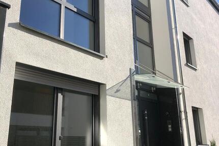 Wohnung Frankfurt am Main Oberrad - 4 Zimmer, 116 m&sup2;, 1.800&euro; | Angebot:25637673