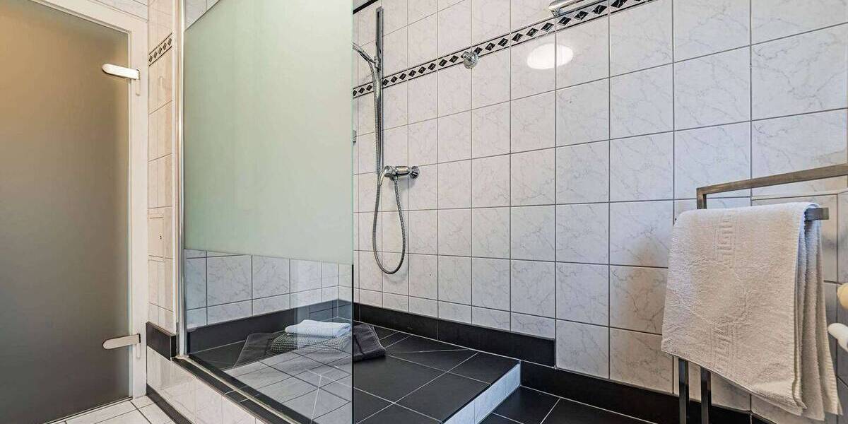 Etagenwohnung Frankfurt am Main Rödelheim - 2 Zimmer, 55 m&sup2;, 1.650&euro; | Angebot:26786777