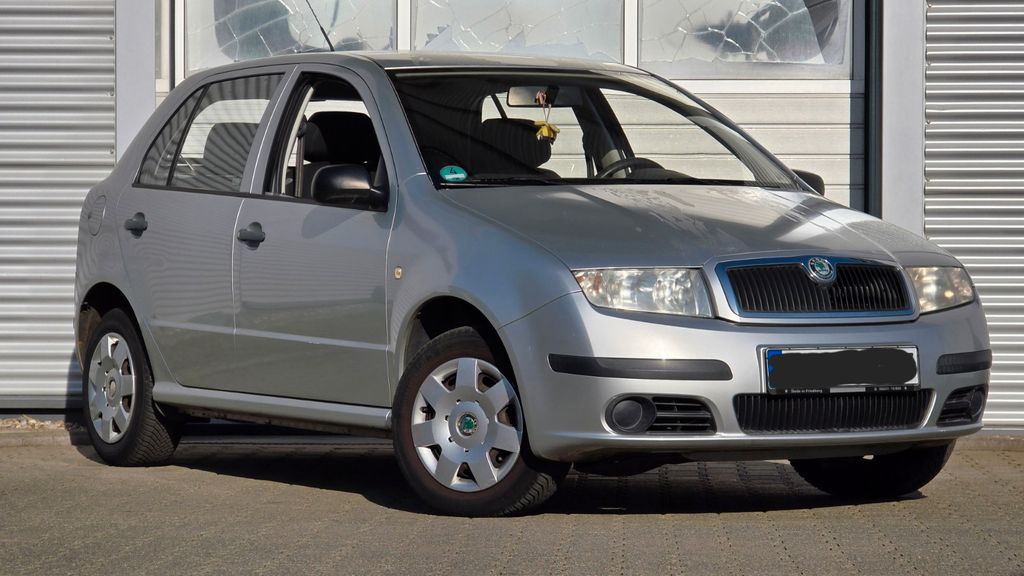Skoda Fabia 77.800 km 1.980 &euro; Friedrichsdorf (10 Min. nördlich von Frankfurt/M) 61381