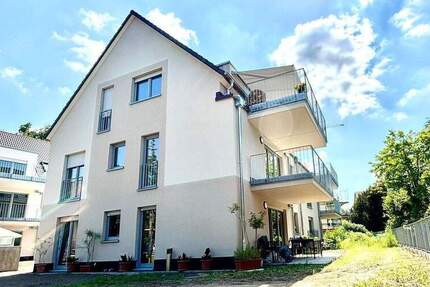 Aktion! - inklusive Einbauküche | pures Wohnvergnügen mit 4 Zimmern, Küche, 2 Bädern und Sonnenbalkon 4 zimmer