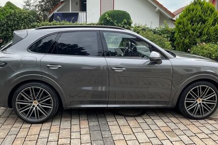 Porsche Cayenne 83.000 km 61.500 &euro; Bad Vilbel 61118