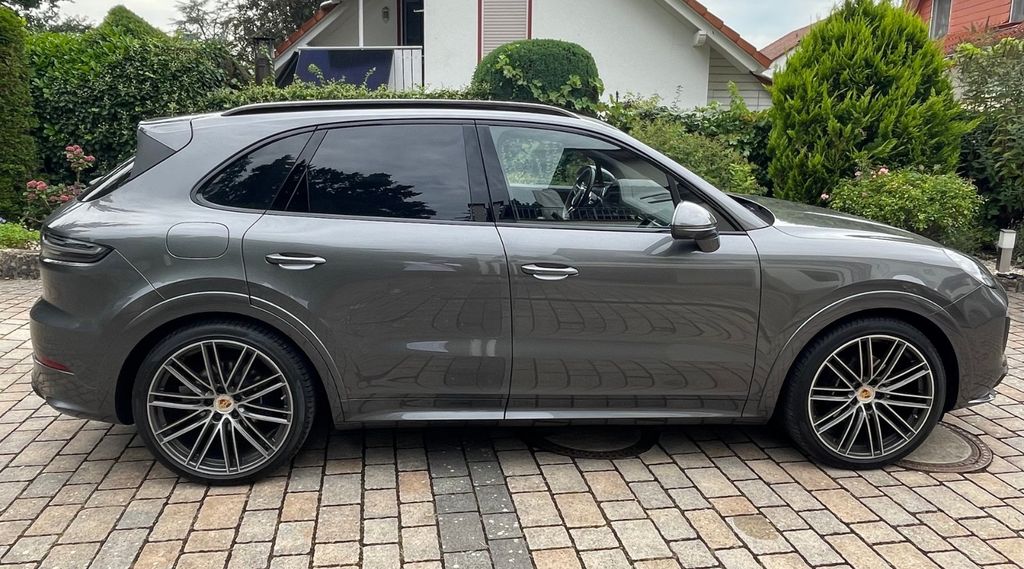 Porsche Cayenne 83.000 km 61.500 &euro; Bad Vilbel 61118