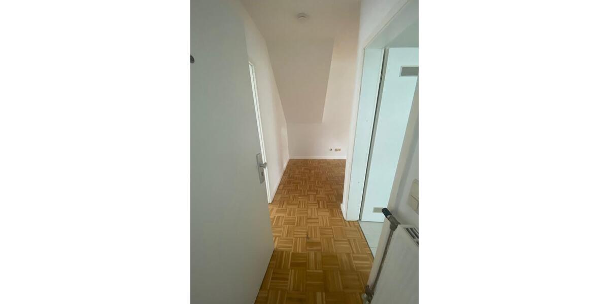 Etagenwohnung Bad Nauheim - 2 Zimmer, 65 m&sup2;, 220.000&euro; | Angebot:25414013