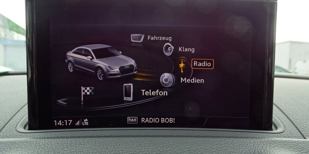 Audi A3 35 2,0l TDI S-Line Paket, Navi, Klimaauto., PDC 123.848 km 16.890 &euro; Rodgau 63110