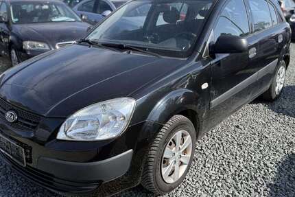 Kia Rio 199.872 km 850 &euro; Mühlheim am Main 63165