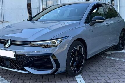 VW Golf 14.900 km 36.000 &euro; Frankfurt am Main 60388