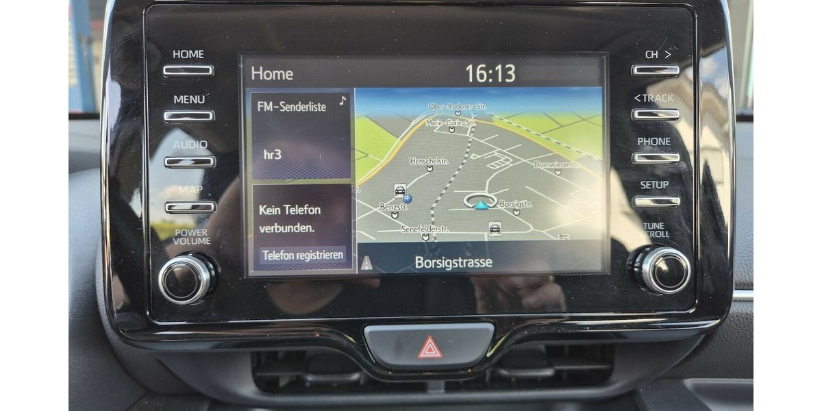 Toyota Yaris Hybrid Team D, Navi,Kamera, SmartDevice, Kli 73.500 km 16.890 &euro; Rodgau 63110